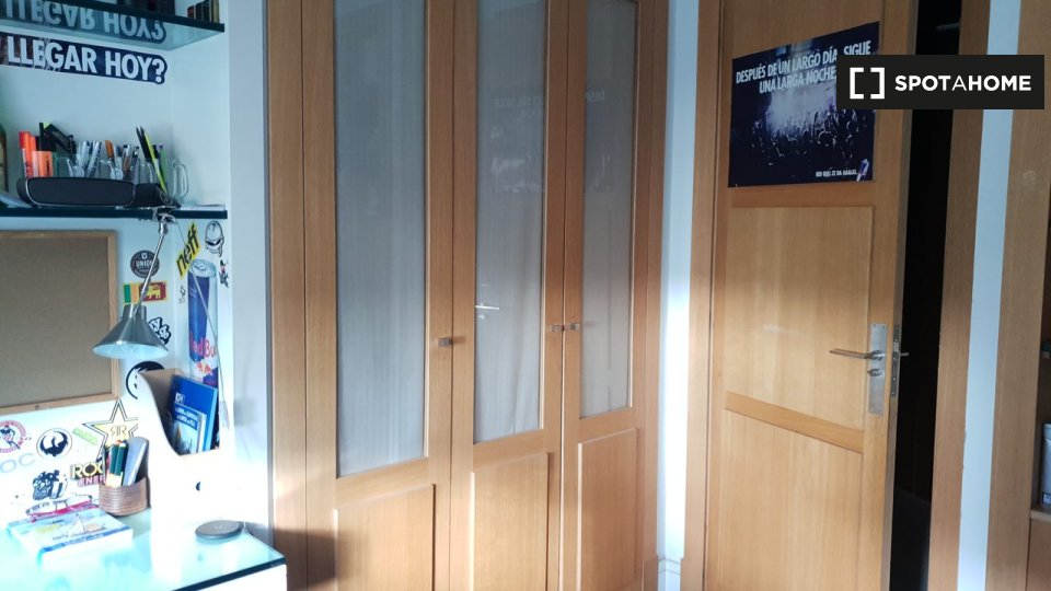 Double room Madrid, 5 beds, 200m² — photo 17