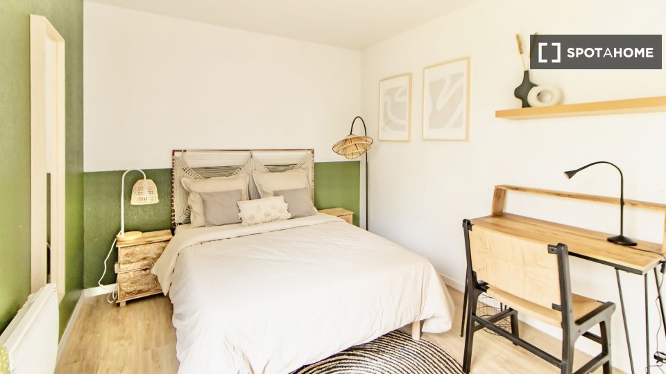 Double room Paris, 5 beds — photo 10