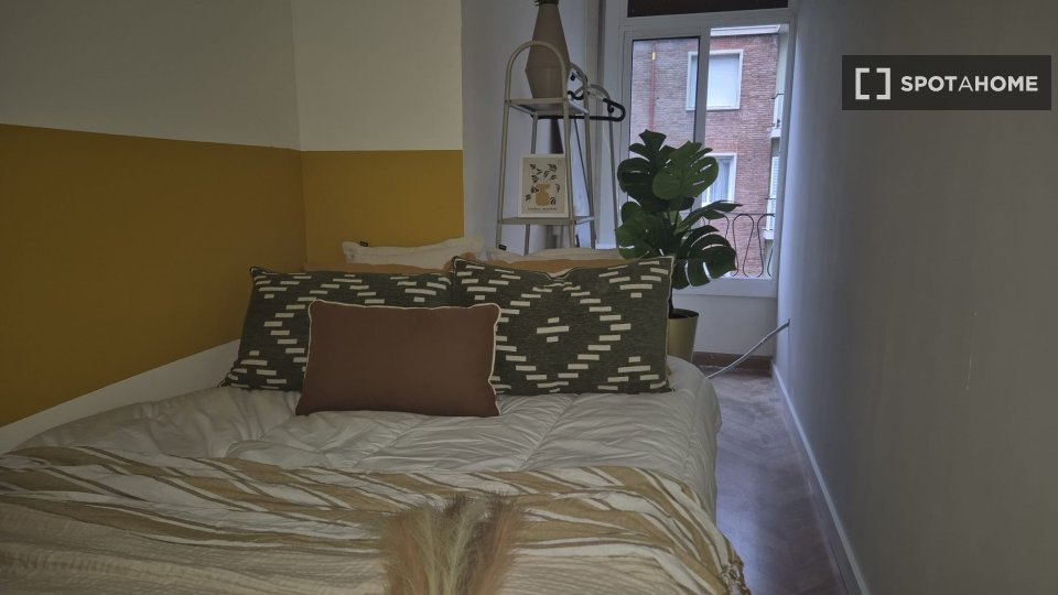 Double room Barcelona, 8 beds, 150m² — photo 7
