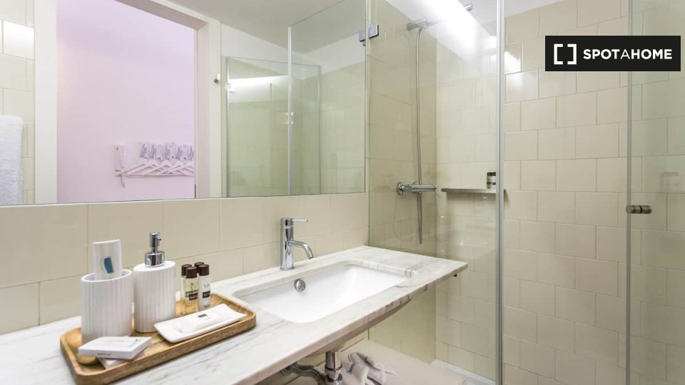 Apartment Porto, 1 bed, 20m² — photo 14