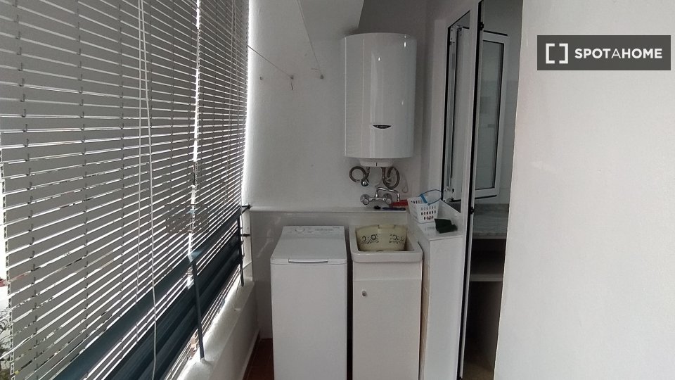 Apartment Valencia, 3 beds, 76m² — photo 26
