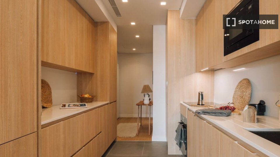 Apartment Lisbon, 1 bed — photo 9