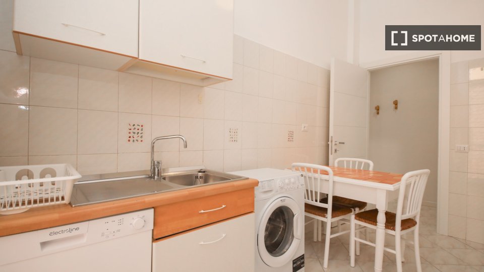 Apartment Rome, 1 bed, 60m² — photo 14