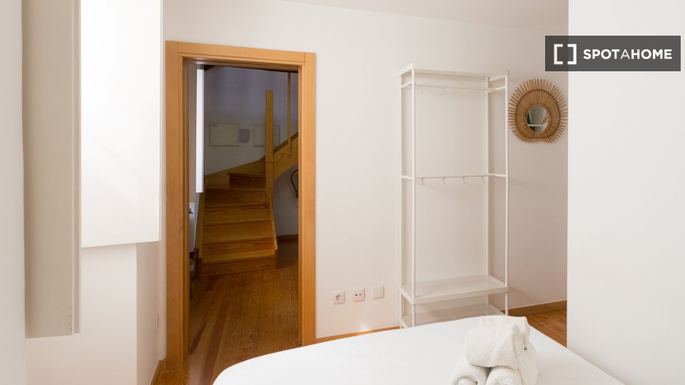 Apartment Coimbra, 2 beds, 75m² — photo 20