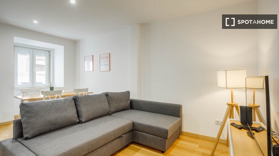 Apartment Lisbon, 2 beds — photo 66