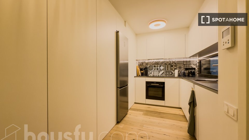 Apartment Barcelona, 3 beds, 109m² — photo 18