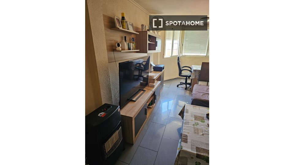 Double room Valencia, 4 beds, 120m² — photo 18