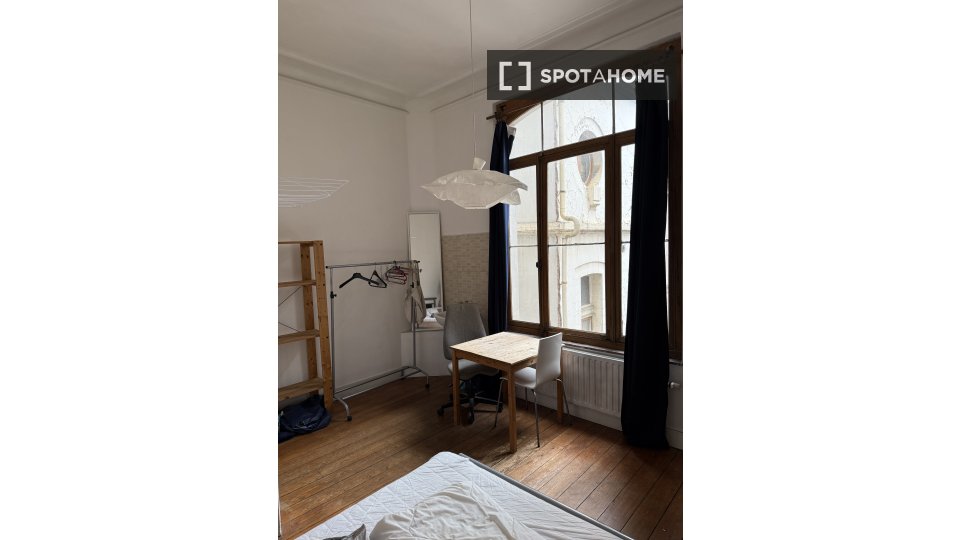 Double room Brussels, 4 beds — photo 2