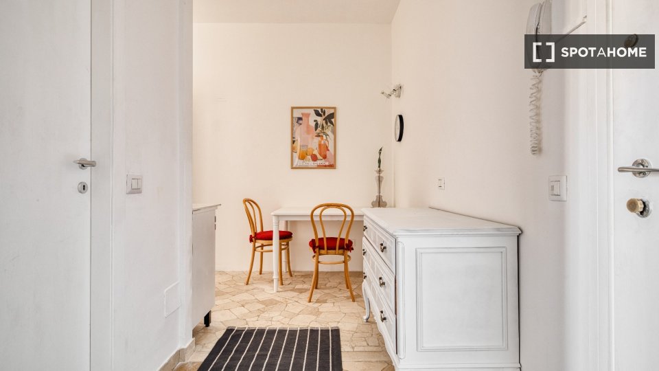 Apartment Milan, 1 bed, 38m² — photo 15