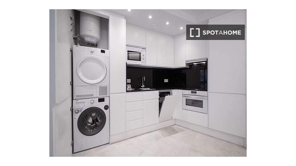 Apartment mono Barcelona, 40m² — photo 2