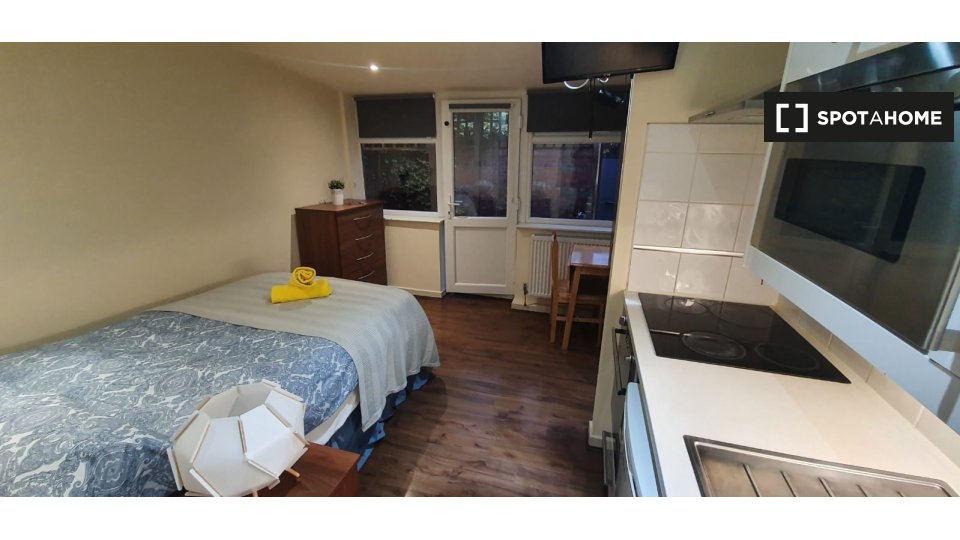 Studio apartment for rent in Willesden, London (ref 636712) Spotahome