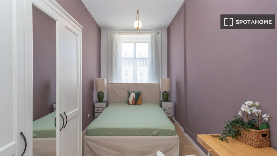 Double room Lisbon, 8 beds — photo 1