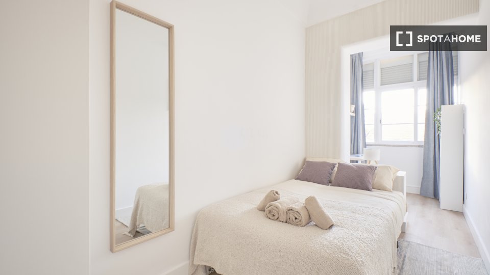 Double room Lisbon, 10 beds — photo 1