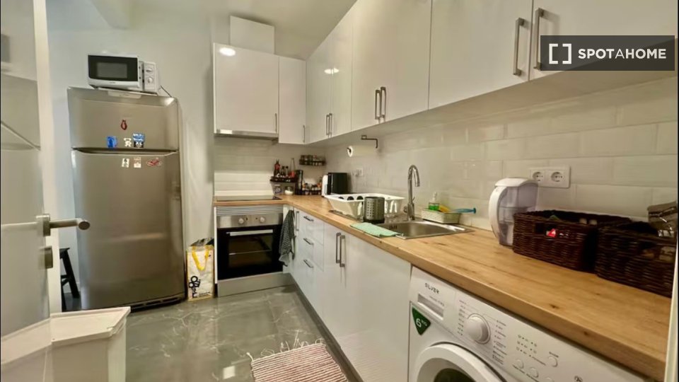 Apartment mono Lisbon, 60m² — photo 2