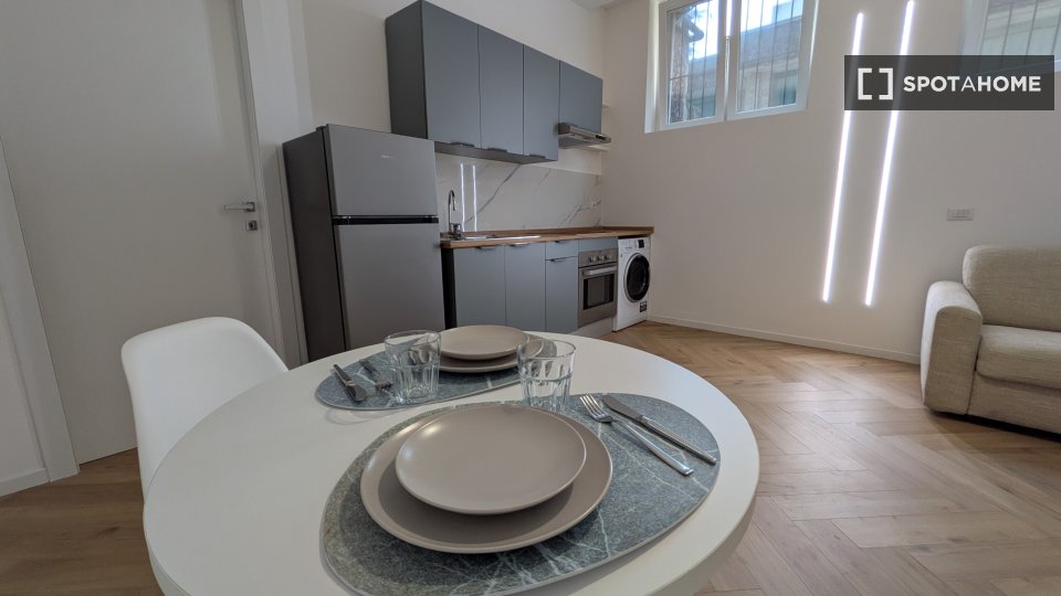 Apartment mono Milan — photo 8