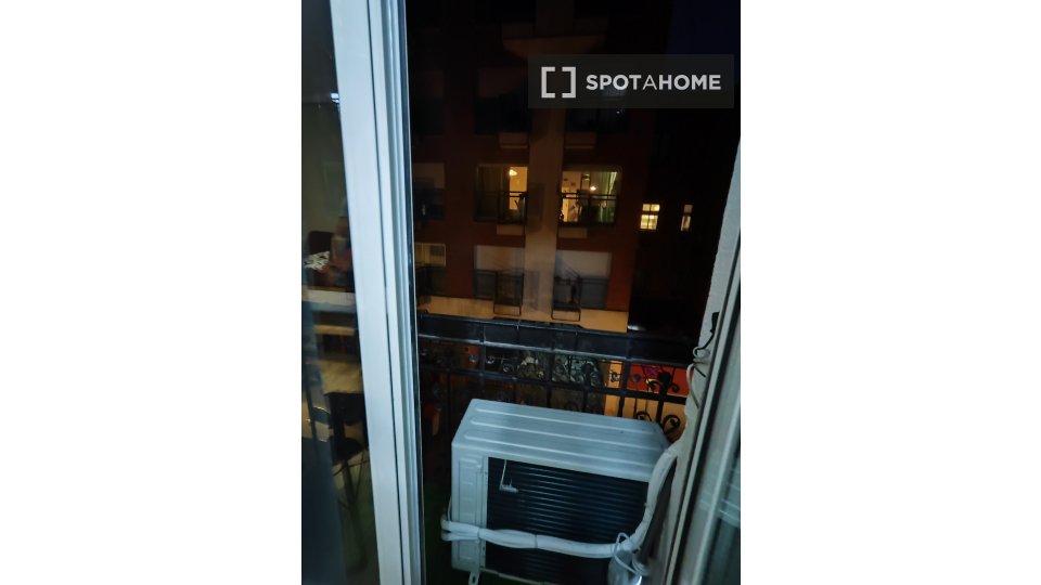 Double room Madrid, 2 beds, 60m² — photo 5