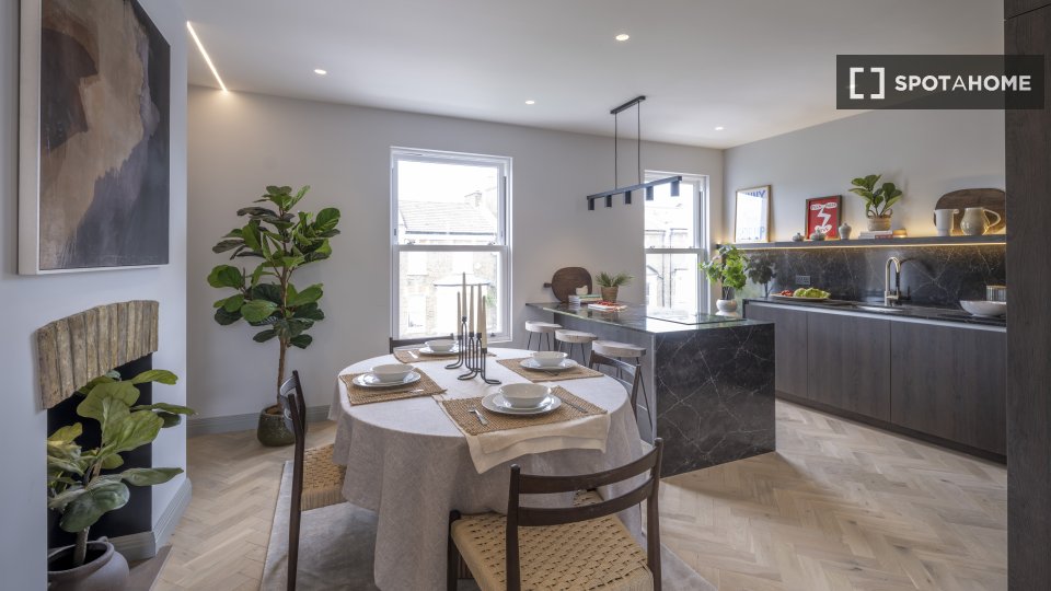 Apartment London, 2 beds, 88m² — photo 11