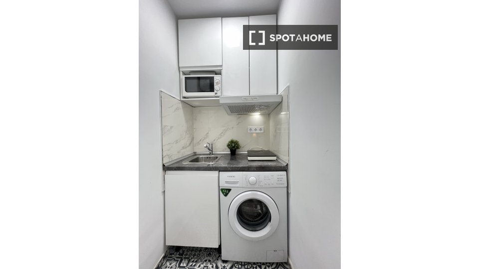 Apartment mono Madrid, 25m² — photo 18