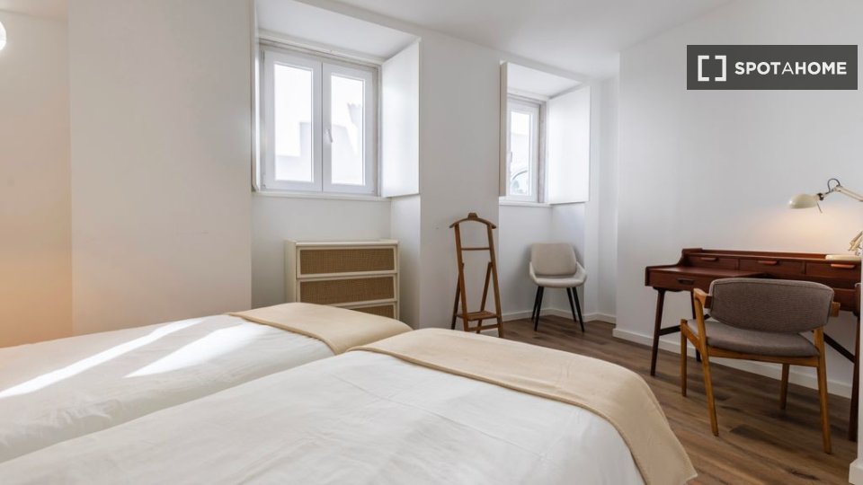 Apartment Lisbon, 2 beds — photo 13