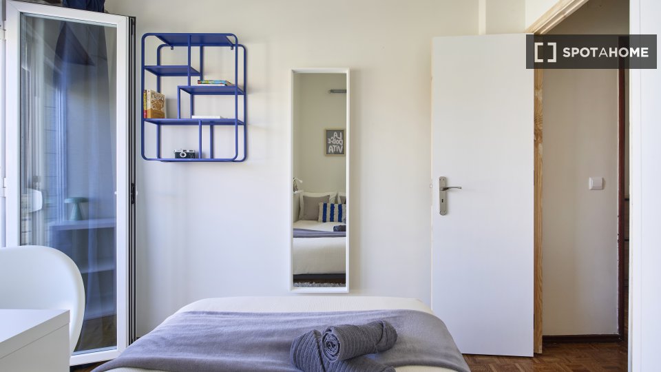 Double room Lisbon, 10 beds — photo 12