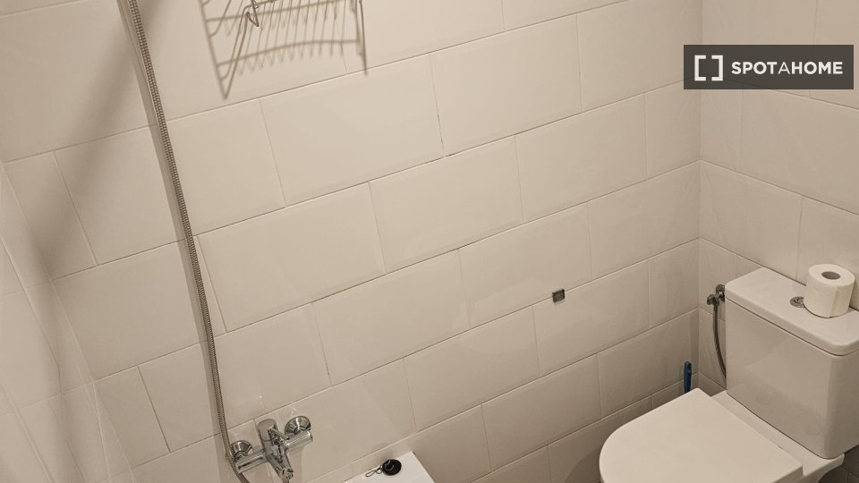 Double room Granada, 4 beds — photo 18