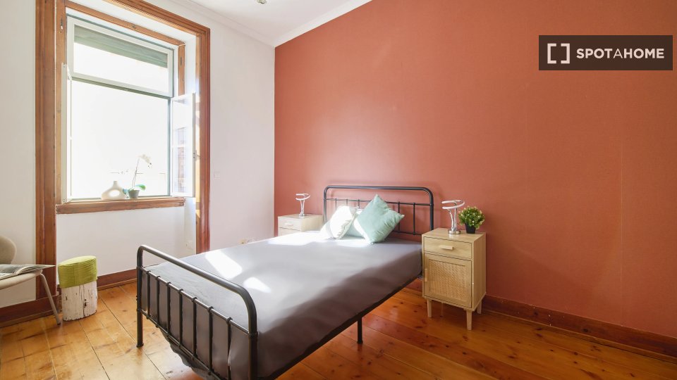 Double room Lisbon, 7 beds — photo 2