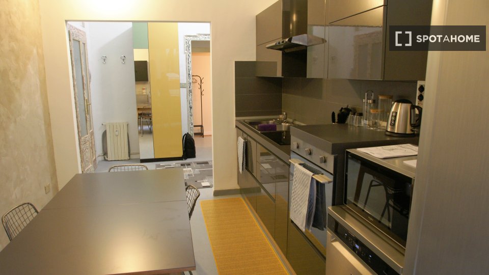 Double room Milan, 1 bed, 140m² — photo 11