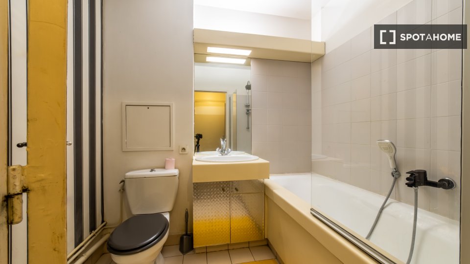 Apartment Paris, 2 beds, 65m² — photo 2