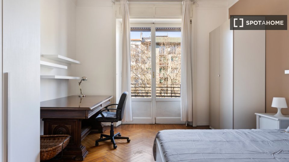 Double room Milan, 5 beds, 120m² — photo 1