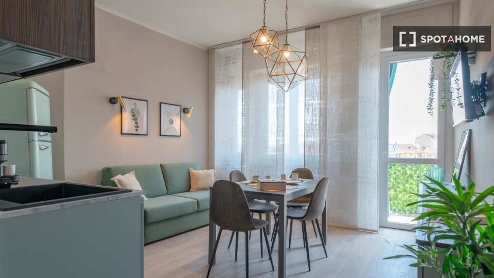 Apartment Turin, 1 bed, 75m² — photo 2