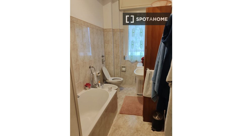 Double room Milan, 2 beds, 70m² — photo 5