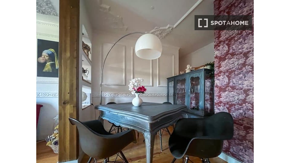Apartment Lisbon, 2 beds, 75m² — photo 4