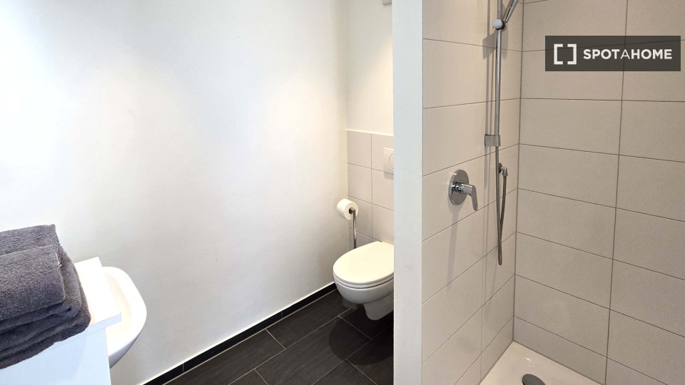 Apartment Frankfurt, 1 bed, 29m² — photo 5
