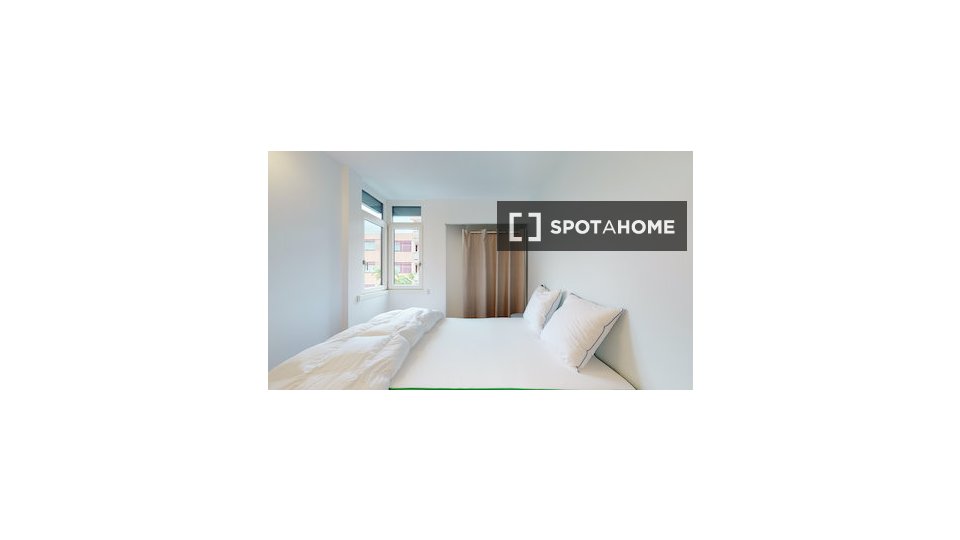 Double room Paris, 12 beds — photo 14