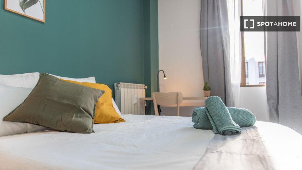 Double room Madrid, 5 beds, 90m² — photo 40