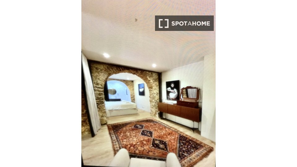 Apartment Lisbon, 2 beds, 90m² — photo 3