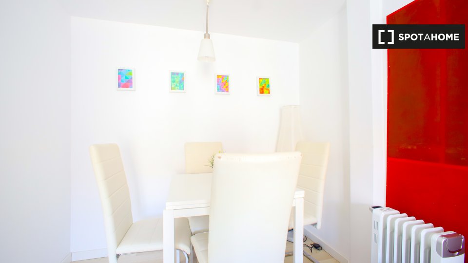Apartment Valencia, 3 beds — photo 18