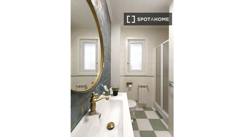Apartment Pamplona, 5 beds, 124m² — photo 6