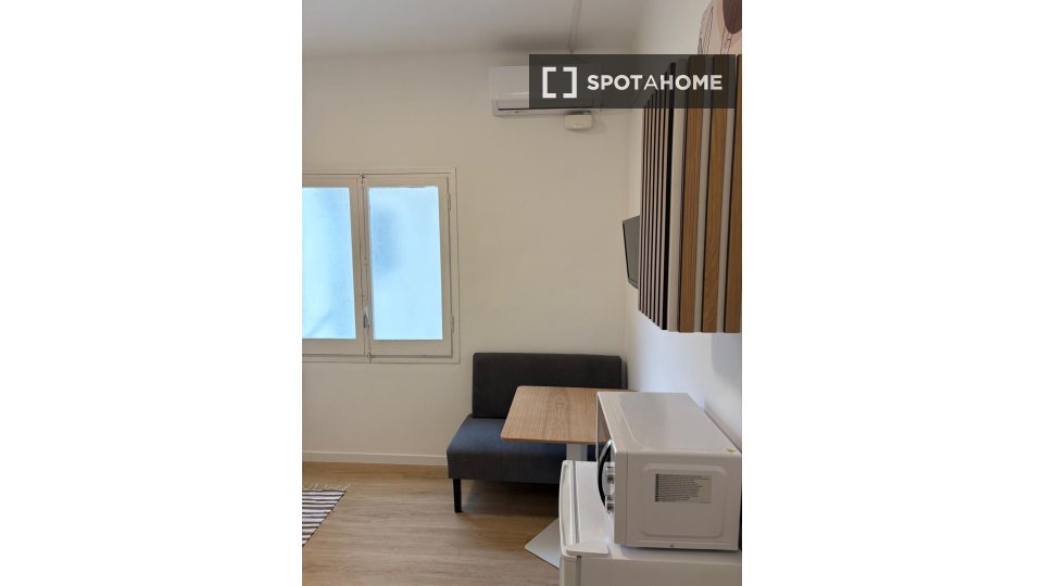 Apartment mono Barcelona, 27m² — photo 6