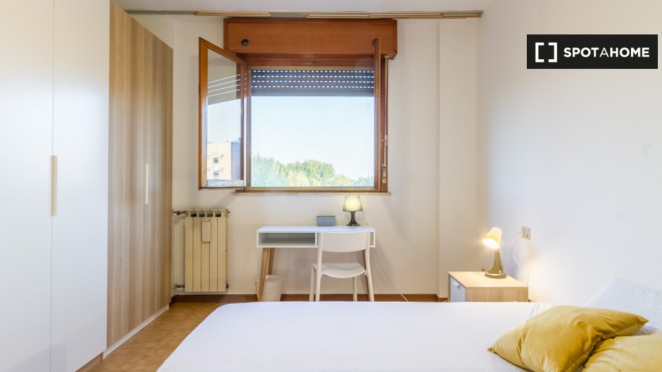 Double room Milan, 3 beds, 75m² — photo 3
