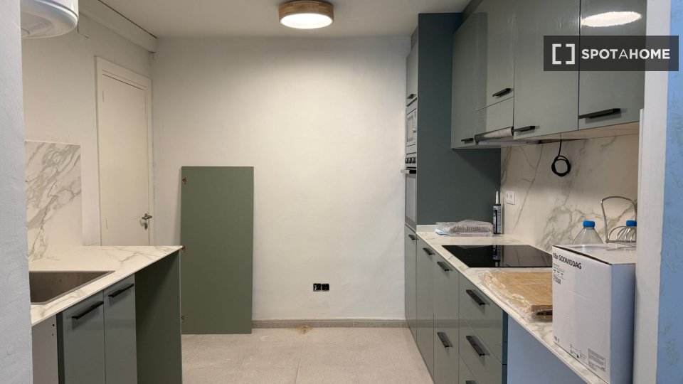 Double room Barcelona, 6 beds, 120m² — photo 38