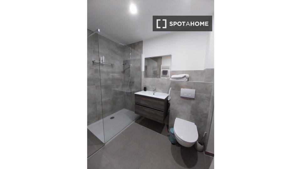 Apartment mono Brussels, 48m² — photo 1