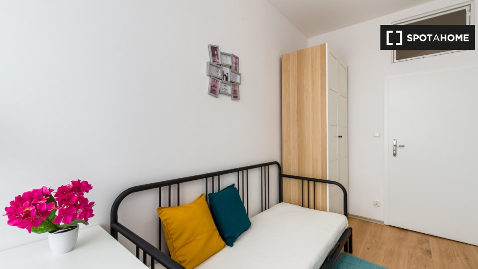Double room Poznan, 5 beds — photo 11