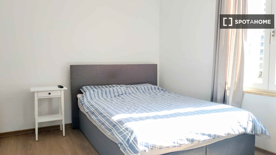 Double room Berlin, 4 beds, 108m² — photo 7
