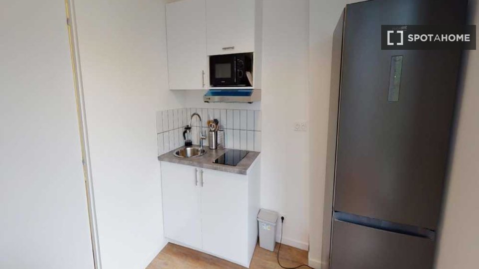 Double room Paris, 11 beds, 190m² — photo 7