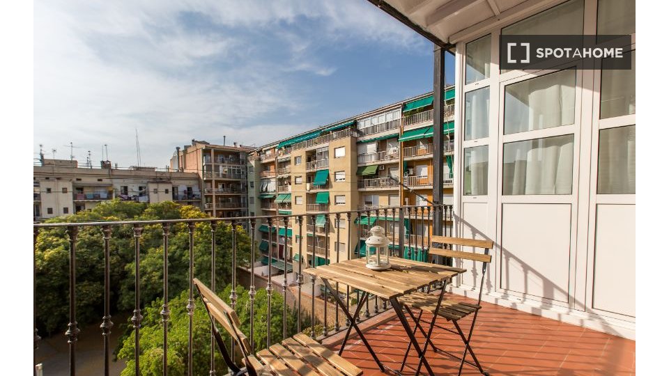 Double room Barcelona, 7 beds, 200m² — photo 14