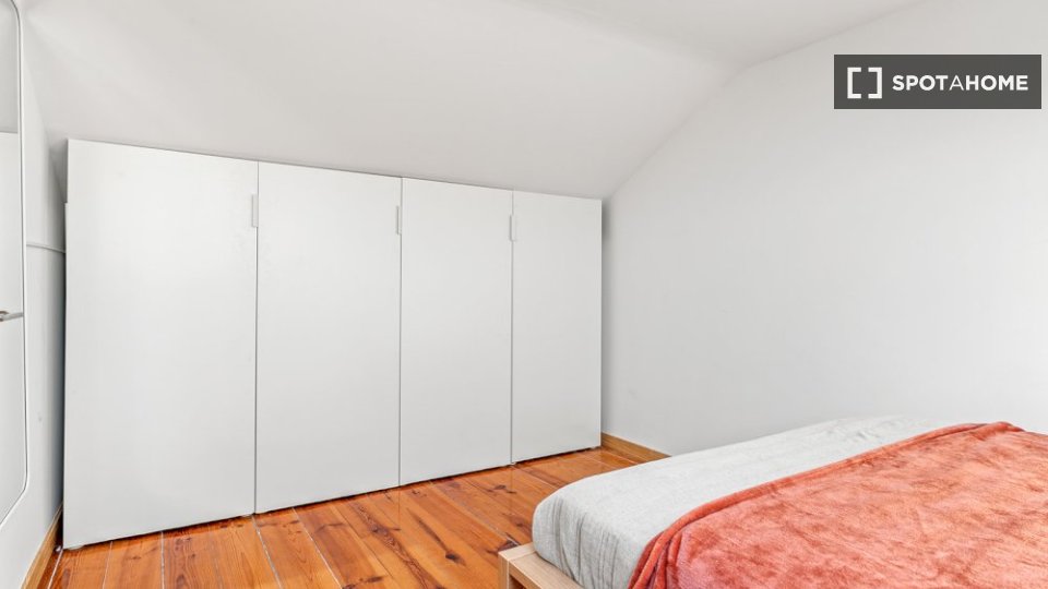 Double room Lisbon, 8 beds — photo 3