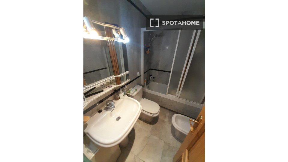 Appartamento Madrid, 2 camere, 86m² — foto 9