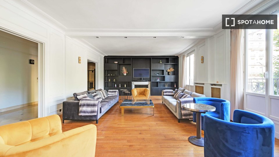 Apartment Paris, 3 beds, 183m² — photo 2