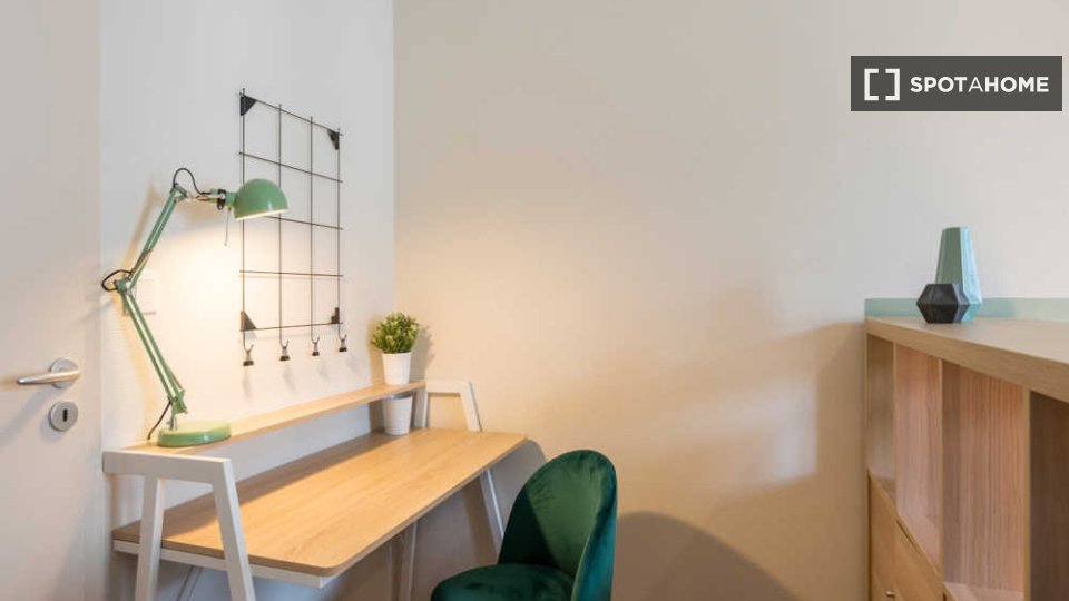 Double room Lyon, 5 beds, 150m² — photo 11